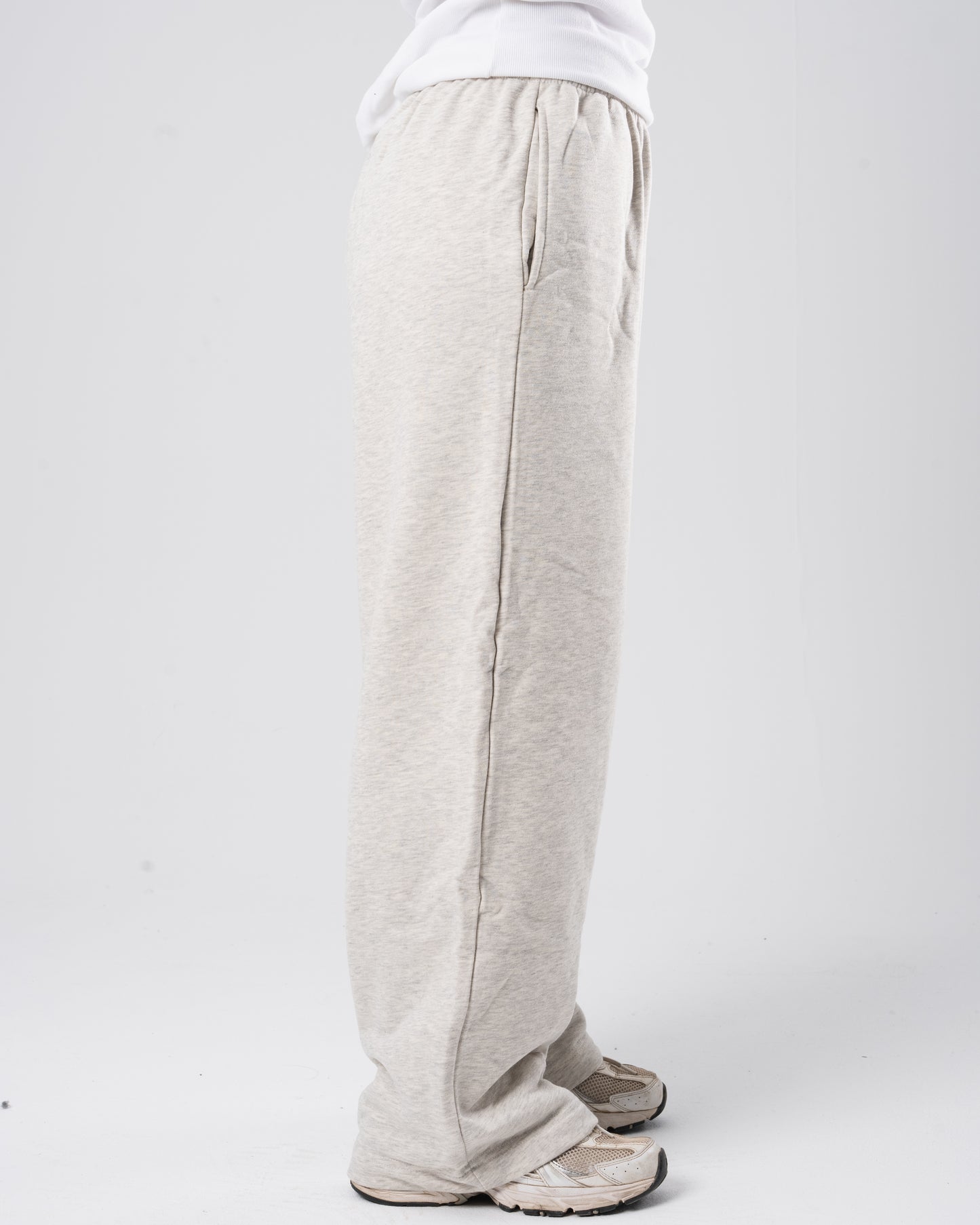 The Slouchy Straight-Leg Sweatpants